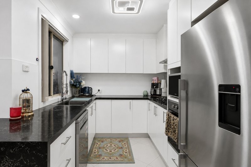 Photo - 39 Greenwell Road, Prestons NSW 2170 - Image 3