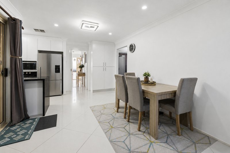 Photo - 39 Greenwell Road, Prestons NSW 2170 - Image 4