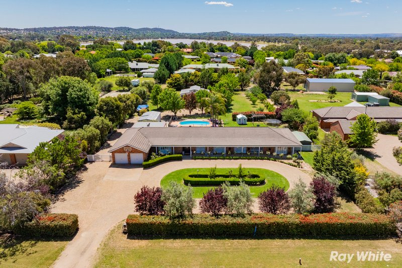 39 Gregadoo Road, Lake Albert NSW 2650