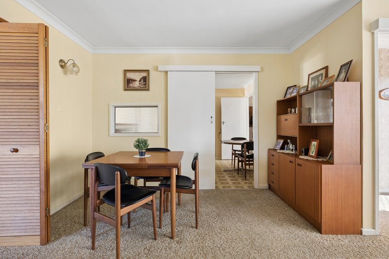 Photo - 39 Gregory Avenue, Baulkham Hills NSW 2153 - Image 5