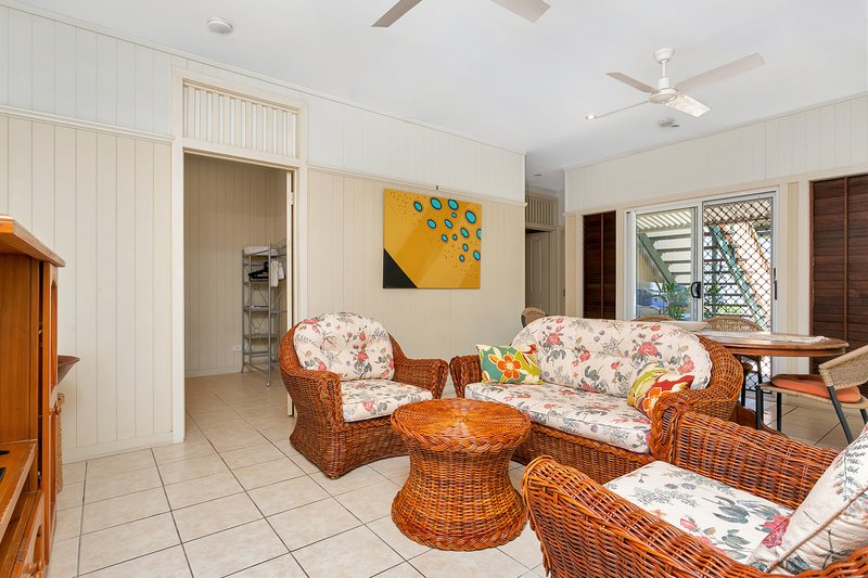 Photo - 3/9 Grimshaw Street, Cairns City QLD 4870 - Image 8