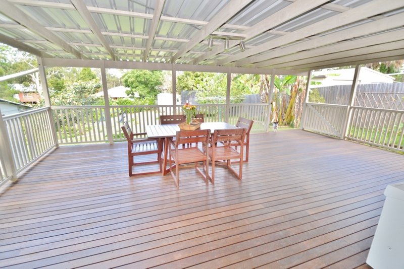 Photo - 39 Gympie Street South, Landsborough QLD 4550 - Image 2