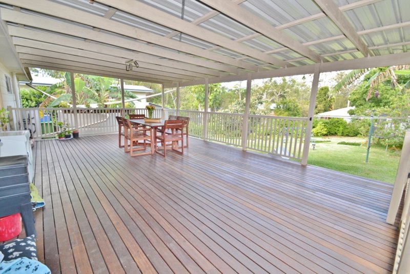 Photo - 39 Gympie Street South, Landsborough QLD 4550 - Image 14