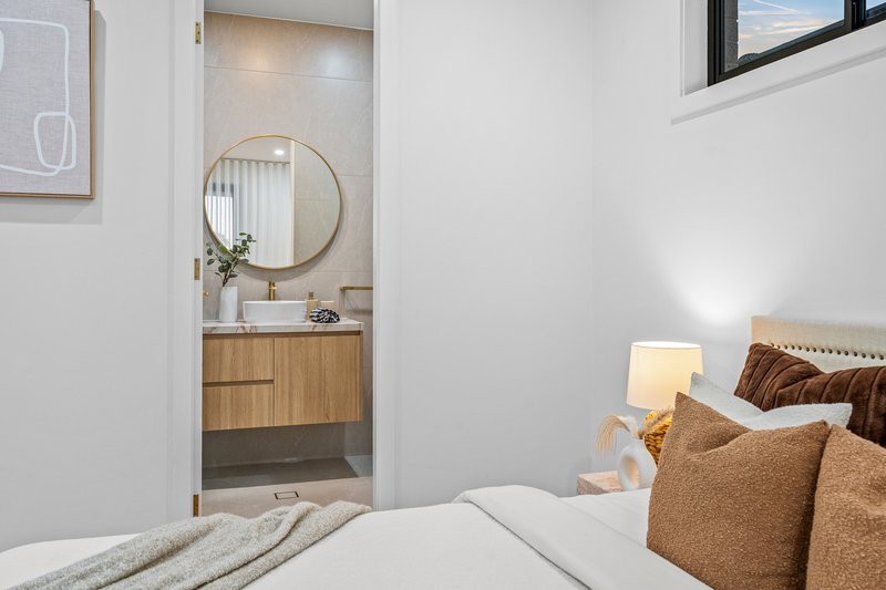 Photo - 39 Handel Street, Box Hill NSW 2765 - Image 11