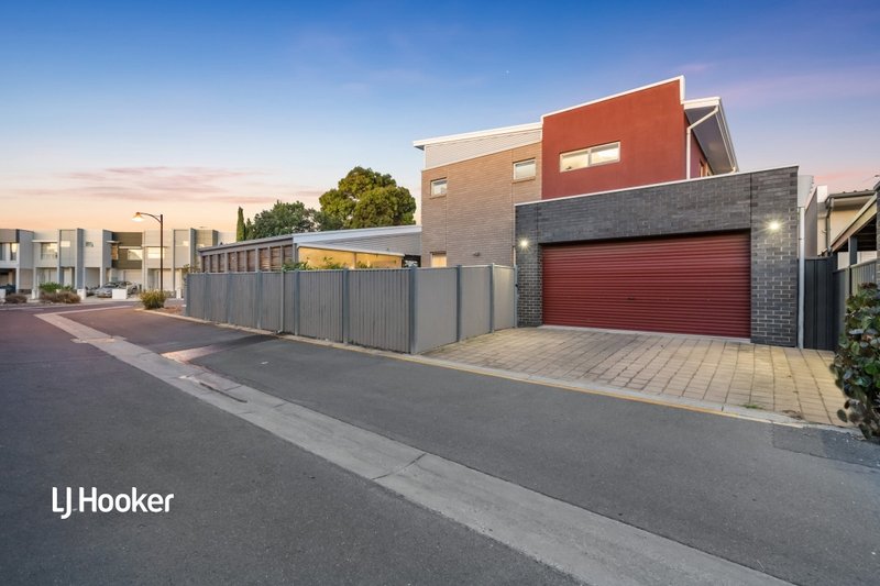 Photo - 39 Harvey Circuit, Mawson Lakes SA 5095 - Image 21