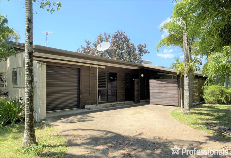 39 Hayward Street, Mooroobool QLD 4870