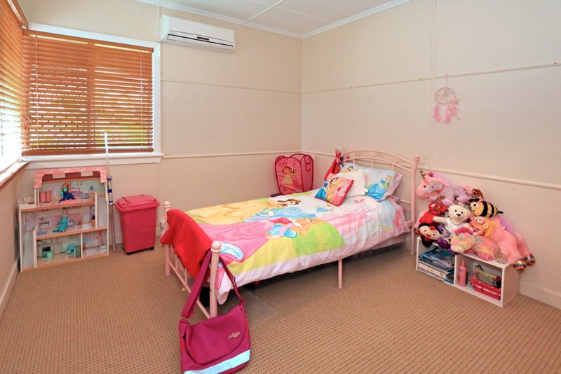 Photo - 39 Heath Street, Wandal QLD 4700 - Image 3