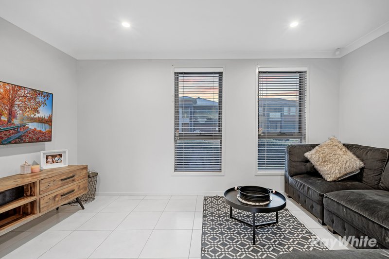 Photo - 39 Hereford Street, Box Hill NSW 2765 - Image 10