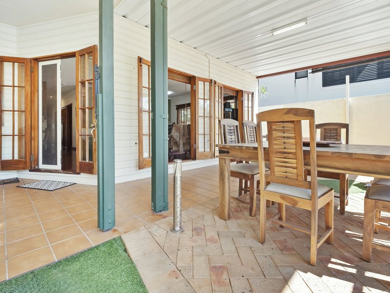 Photo - 3/9 Hibiscus Lane, Holloways Beach QLD 4878 - Image 15