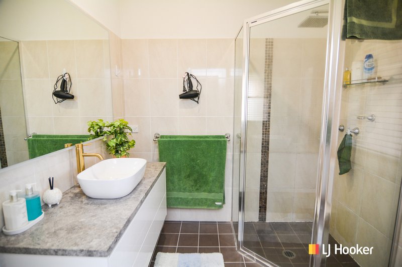 Photo - 39 Hillcrest Avenue, Lithgow NSW 2790 - Image 8