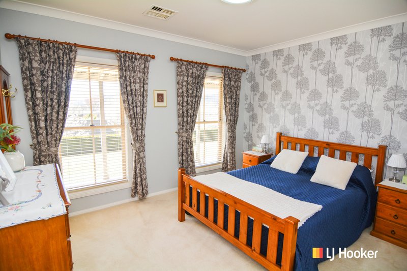 Photo - 39 Hillcrest Avenue, Lithgow NSW 2790 - Image 10