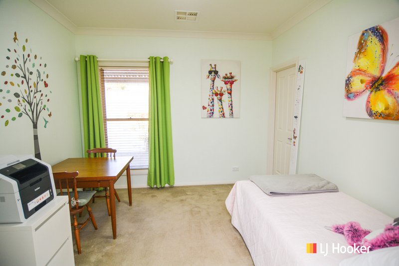 Photo - 39 Hillcrest Avenue, Lithgow NSW 2790 - Image 11