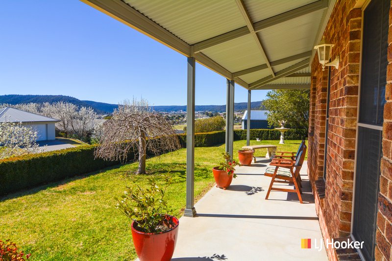 Photo - 39 Hillcrest Avenue, Lithgow NSW 2790 - Image 16