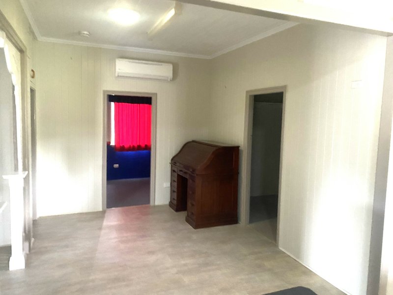 Photo - 39 Hodge Street, Kingaroy QLD 4610 - Image 11