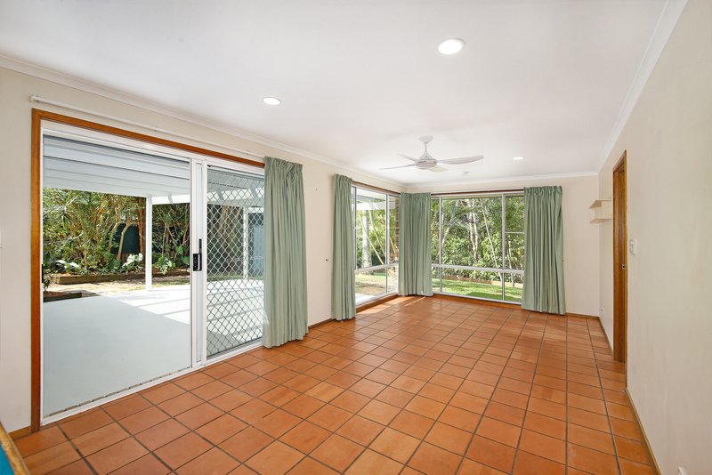 Photo - 39 Hooper Crescent, Tewantin QLD 4565 - Image 2