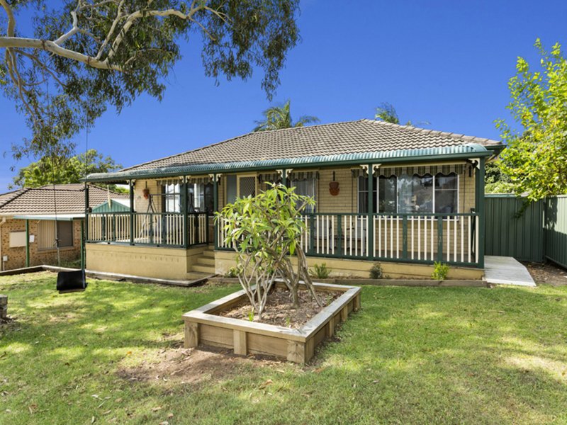 Photo - 39 Hoskings Crescent, Kiama Downs NSW 2533 - Image 2