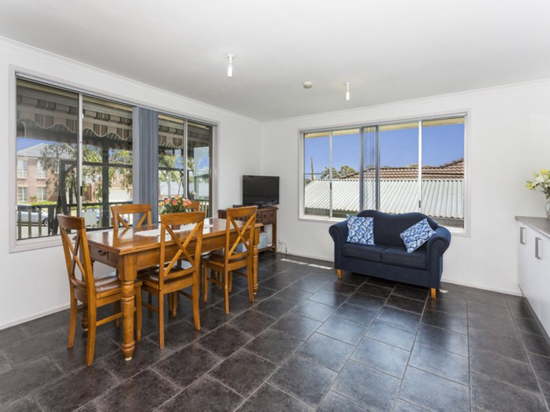 Photo - 39 Hoskings Crescent, Kiama Downs NSW 2533 - Image 5