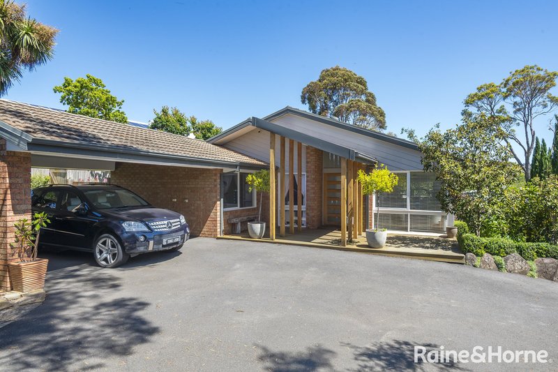 Photo - 39 Howey Street, Gisborne VIC 3437 - Image 3