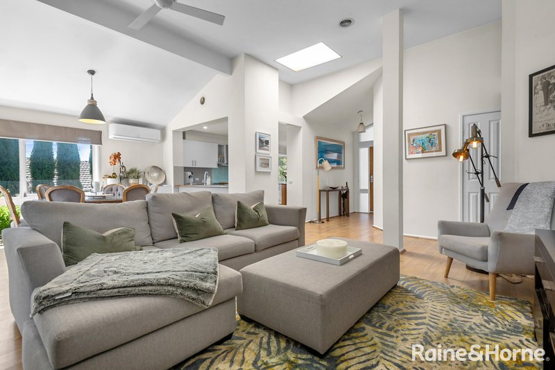 Photo - 39 Howey Street, Gisborne VIC 3437 - Image 11