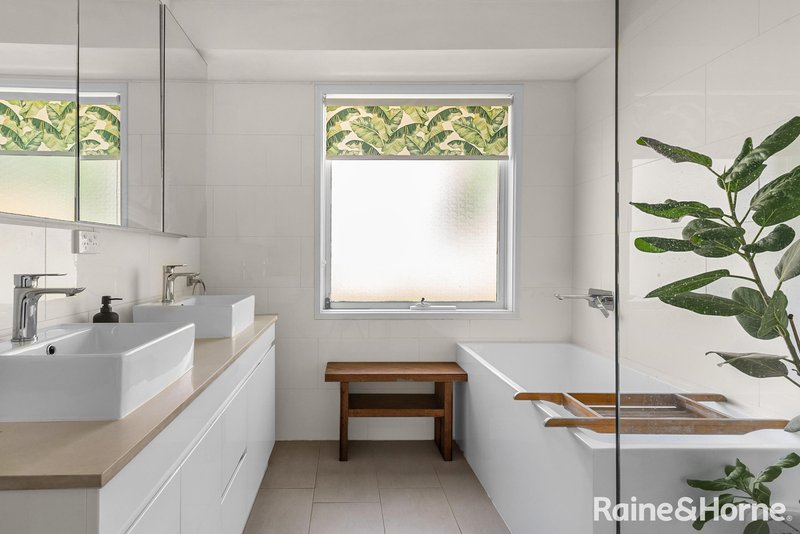 Photo - 39 Howey Street, Gisborne VIC 3437 - Image 17