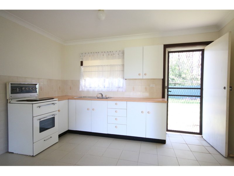 Photo - 39 Idlewild Avenue, Sanctuary Point NSW 2540 - Image 3