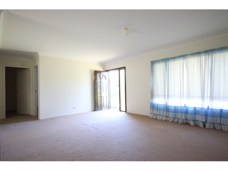 Photo - 39 Idlewild Avenue, Sanctuary Point NSW 2540 - Image 6