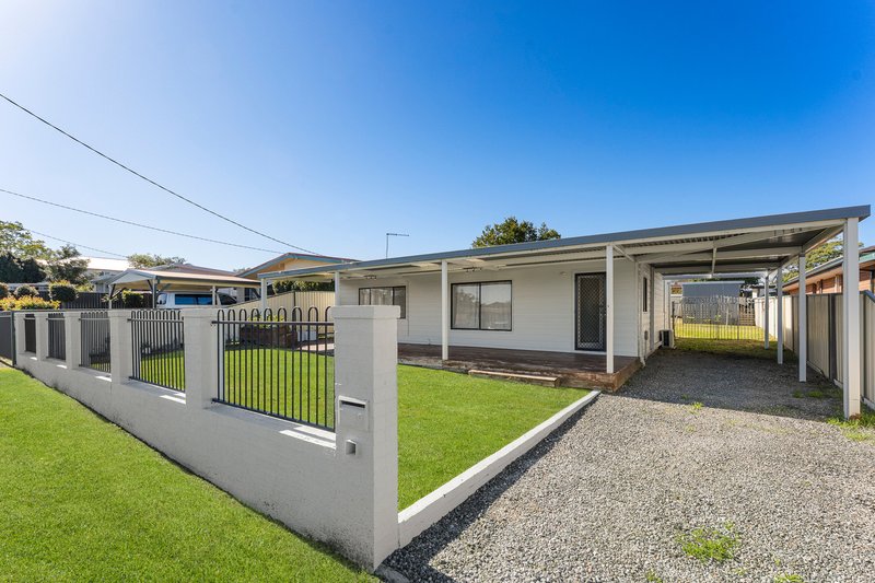 Photo - 39 Iluka Avenue, San Remo NSW 2262 - Image 14