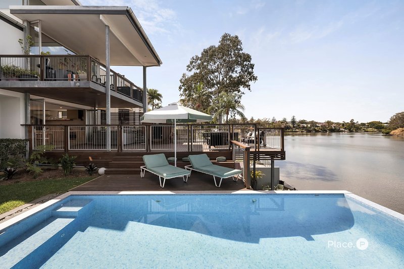Photo - 39 Instow Street, Yeronga QLD 4104 - Image 1