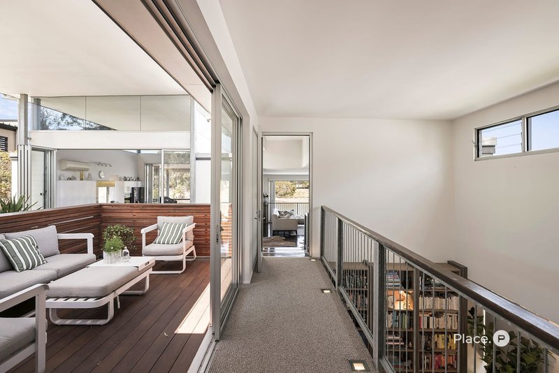 Photo - 39 Instow Street, Yeronga QLD 4104 - Image 15