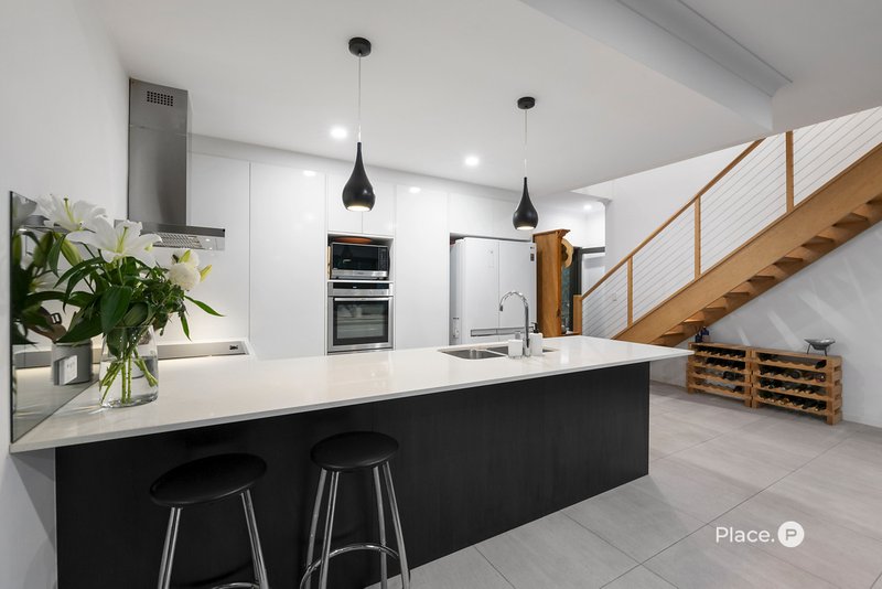 Photo - 3/9 Ison Street, Morningside QLD 4170 - Image 3