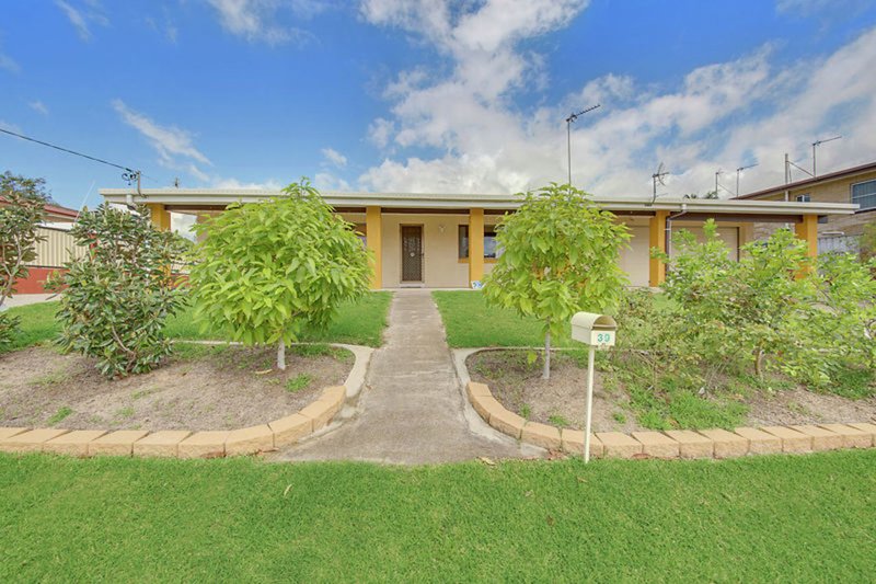 39 J Hickey Avenue, Clinton QLD 4680