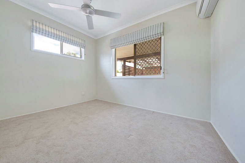 Photo - 39 J Hickey Avenue, Clinton QLD 4680 - Image 6