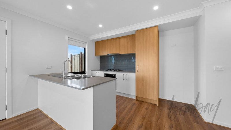 Photo - 39 Jardin Road, Wollert VIC 3750 - Image 3