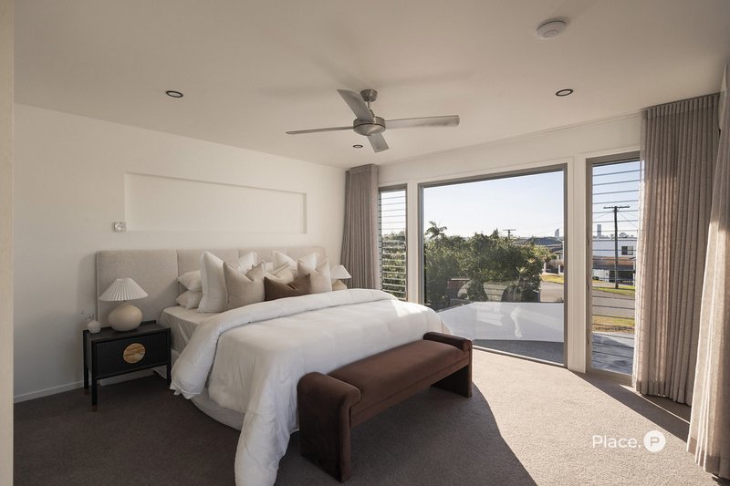 Photo - 39 Jerome Street, Coorparoo QLD 4151 - Image 10