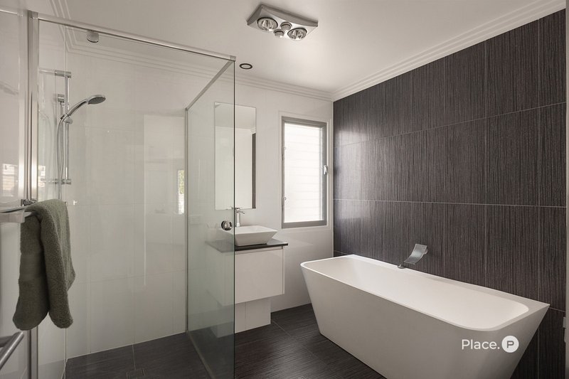 Photo - 39 Jerome Street, Coorparoo QLD 4151 - Image 16