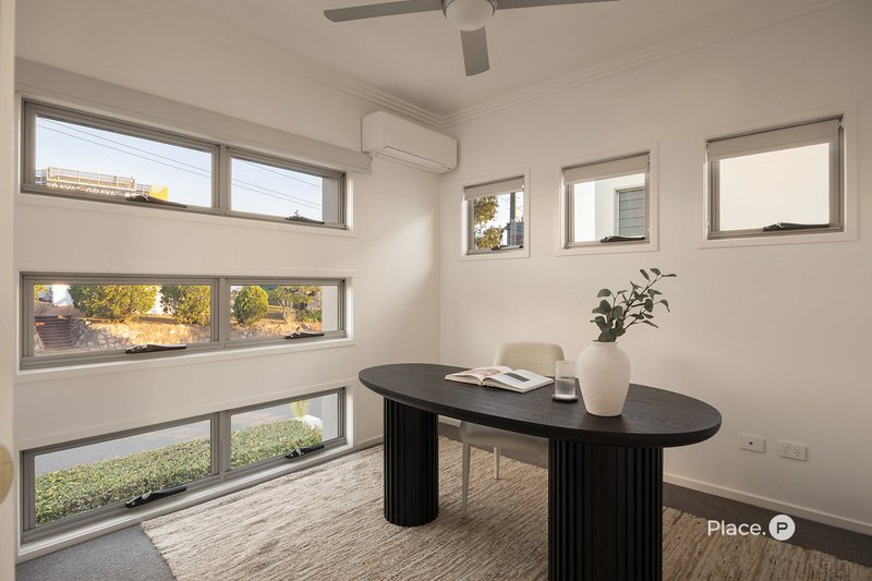 Photo - 39 Jerome Street, Coorparoo QLD 4151 - Image 20