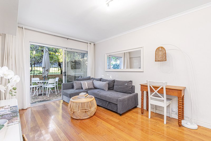 Photo - 3/9 Jersey Street, Jolimont WA 6014 - Image 2
