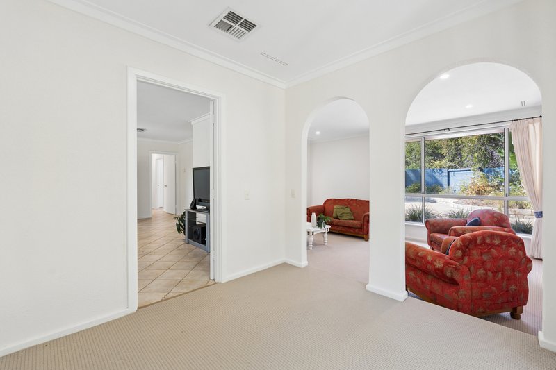 Photo - 39 Justin Drive, Sorrento WA 6020 - Image 5