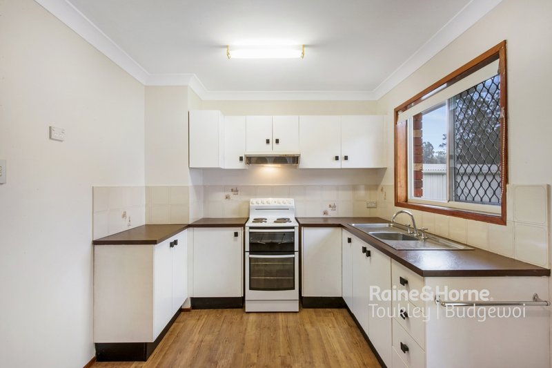 Photo - 39 Karangal Crescent, Buff Point NSW 2262 - Image 5