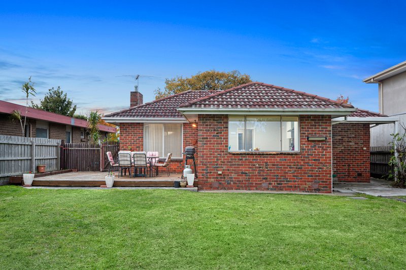 Photo - 39 Kardinian Avenue, Cheltenham VIC 3192 - Image 7