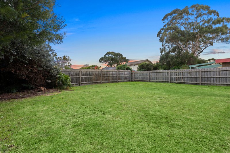 Photo - 39 Kardinian Avenue, Cheltenham VIC 3192 - Image 8