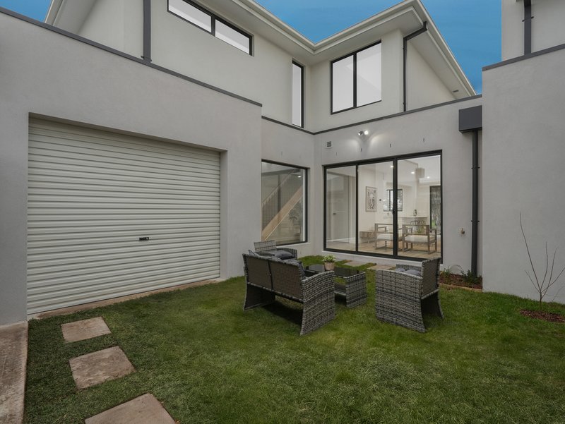 Photo - 39 Katrina Drive, Gladstone Park VIC 3043 - Image 15