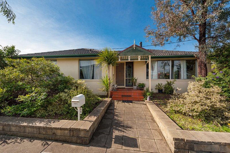 39 Katrina Drive, Gladstone Park VIC 3043