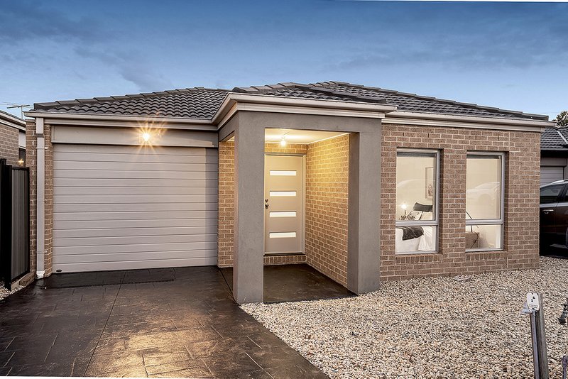 39 Kensley Circuit, Craigieburn VIC 3064