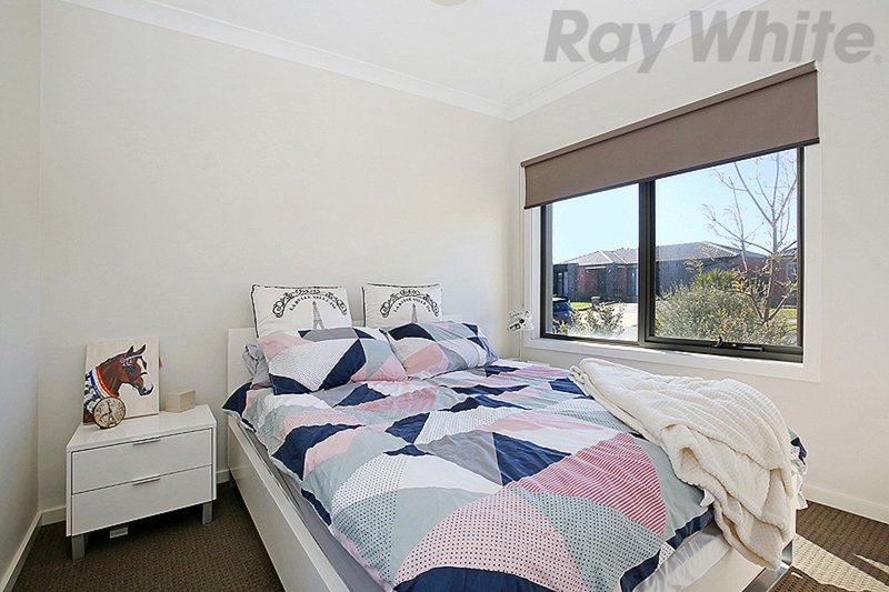 Photo - 39 King Parrot Way, Whittlesea VIC 3757 - Image 6