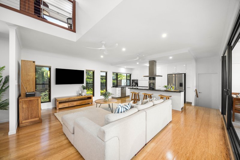 Photo - 39 King Street, Shelly Beach QLD 4551 - Image 8