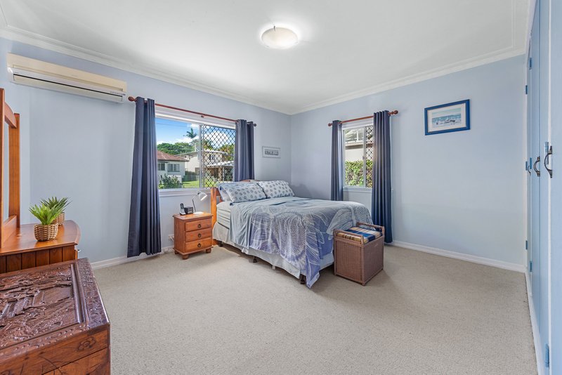 Photo - 39 King Street, Woody Point QLD 4019 - Image 5