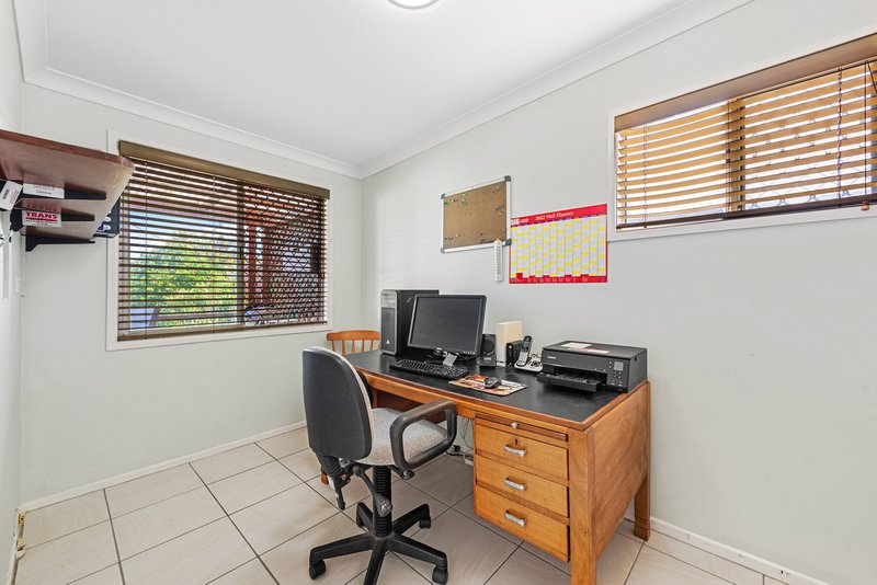 Photo - 39 King Street, Woody Point QLD 4019 - Image 9