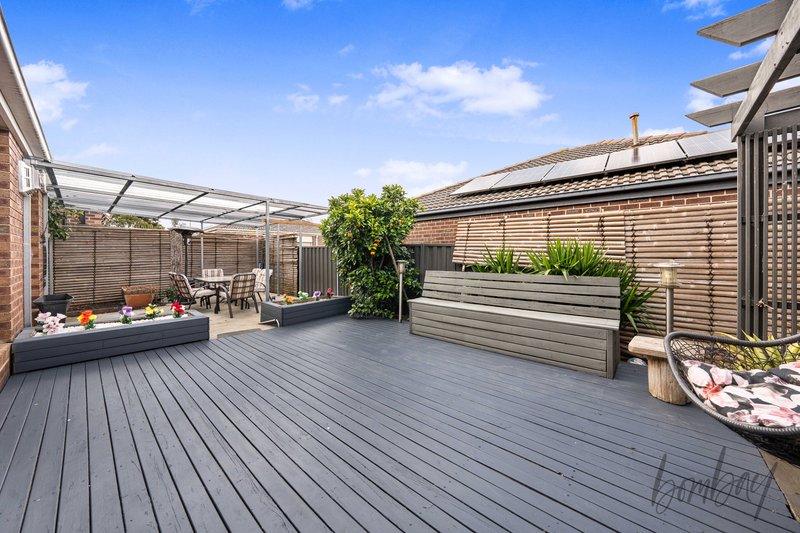 Photo - 39 Kinglake Crescent, Craigieburn VIC 3064 - Image 17