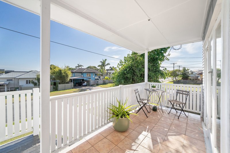 Photo - 39 Knights Terrace, Margate QLD 4019 - Image 4